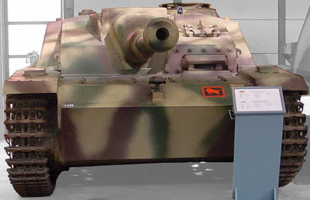 SturmgeSchütz III, Ausf. G, late production model, Munster (D).