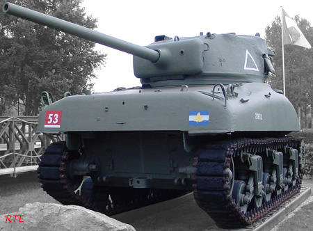 M4A1(76)w , Falaise (F).