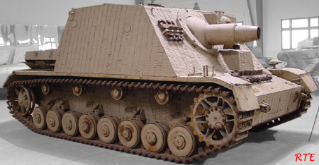 Sturmpanzer IV, Sd. Kfz. 166, Brummbär in Saumur (F).