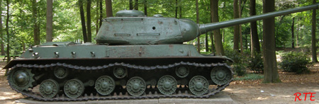 Iosef Stalin 2, heavy tank, Overloon (NL).