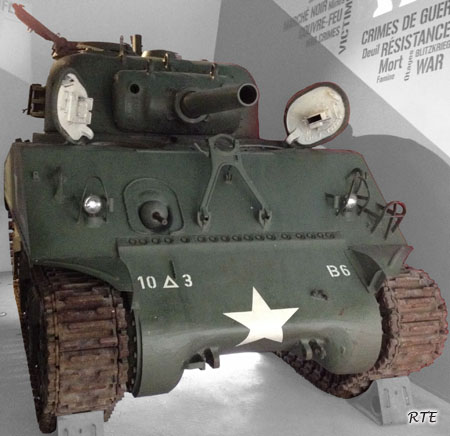 Blockbuster, Sherman M4A3(105), Bastogne (B).